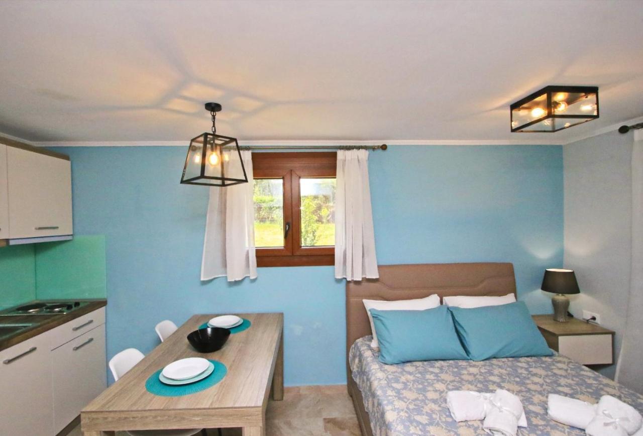 Panos House Apartment Koinira Ngoại thất bức ảnh