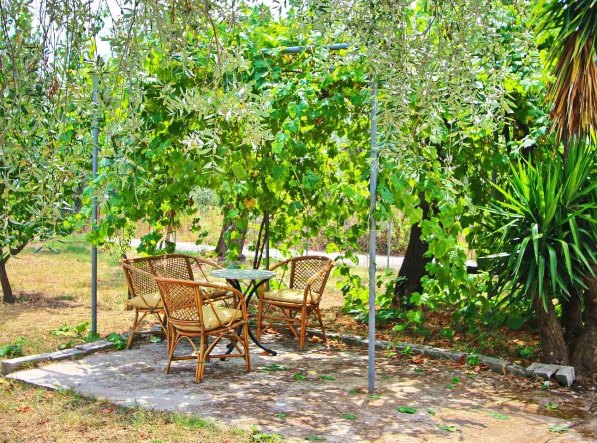 Panos House Apartment Koinira Ngoại thất bức ảnh