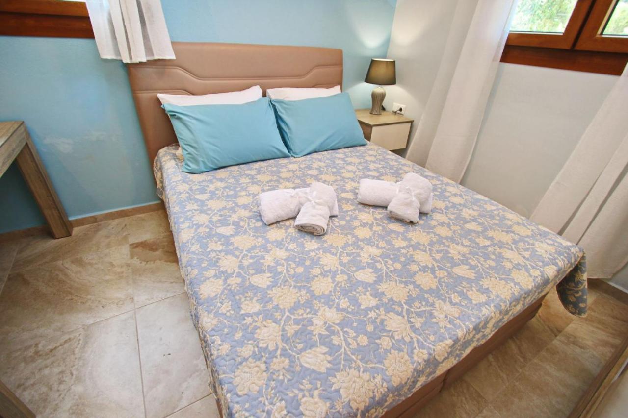 Panos House Apartment Koinira Ngoại thất bức ảnh
