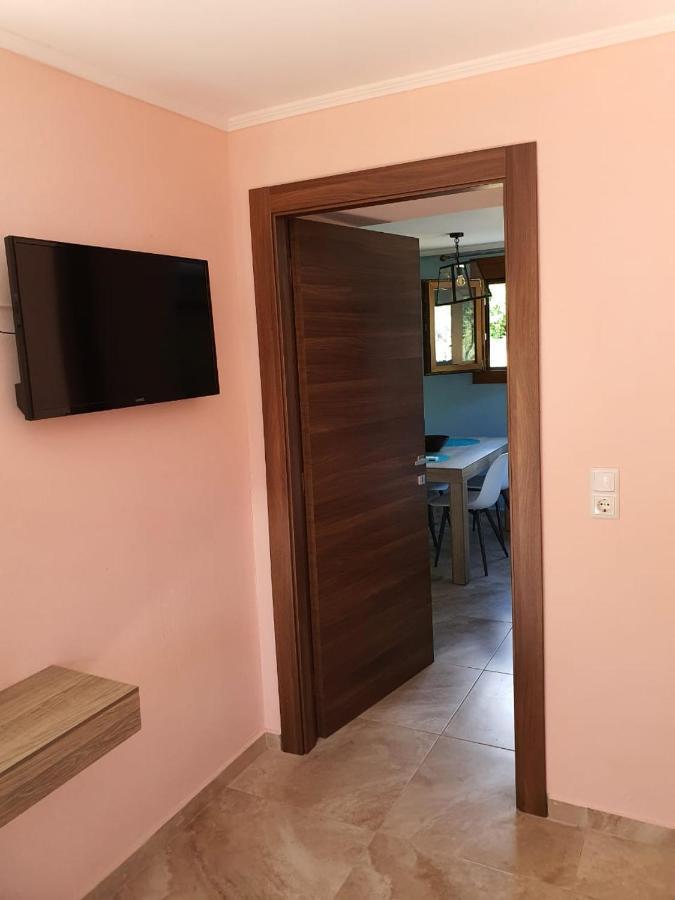 Panos House Apartment Koinira Ngoại thất bức ảnh